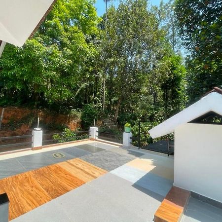 Tjmaryland Villa Pinangode Εξωτερικό φωτογραφία
